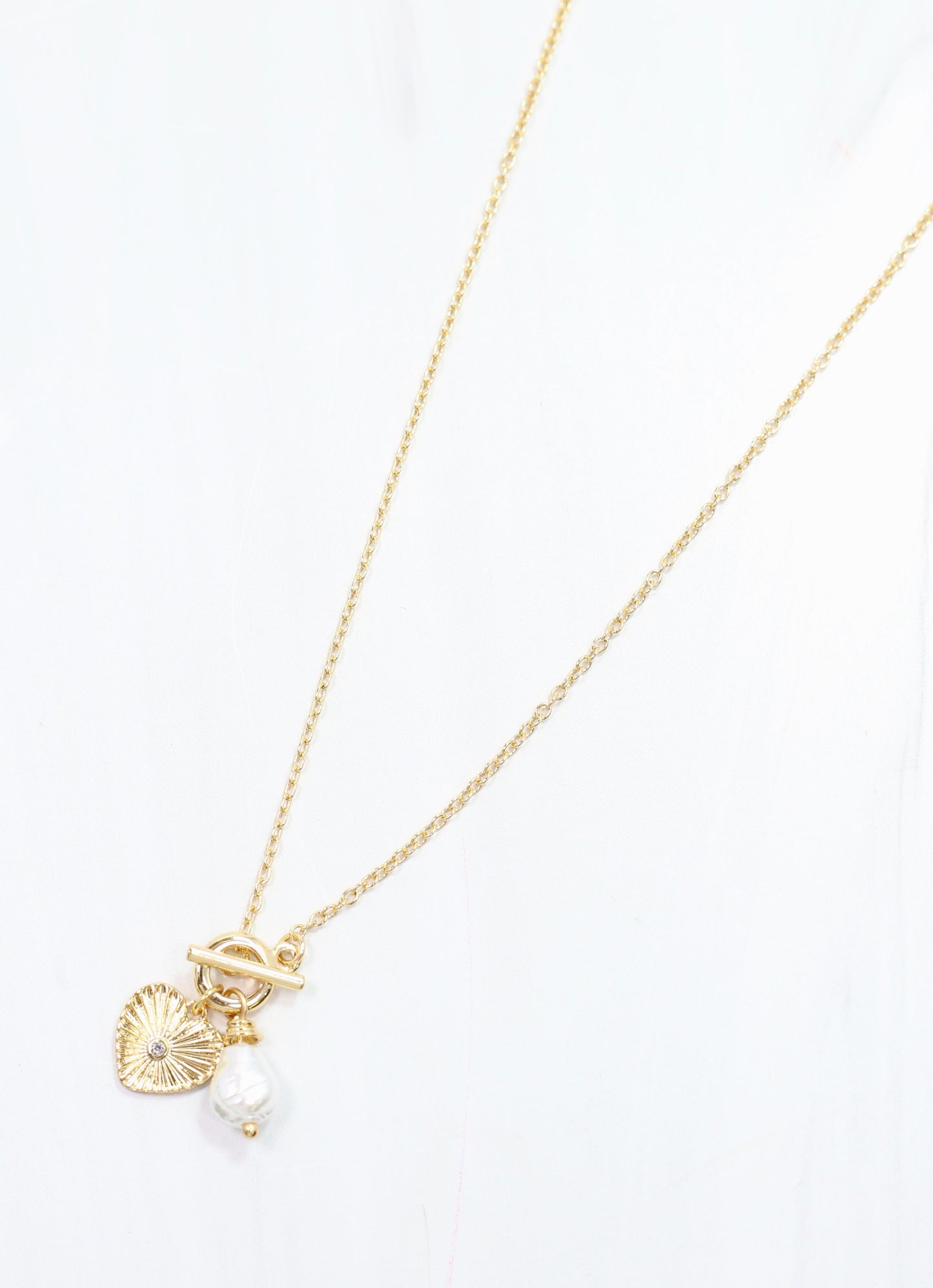 Stephens Charm Necklace Gold