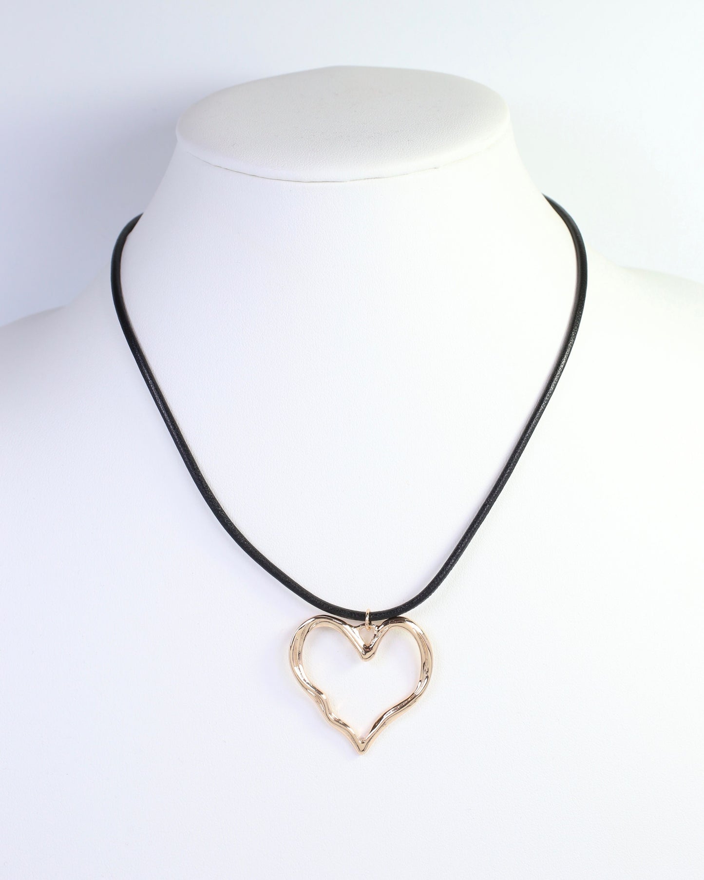 Seymour Heart Cord Necklace Gold