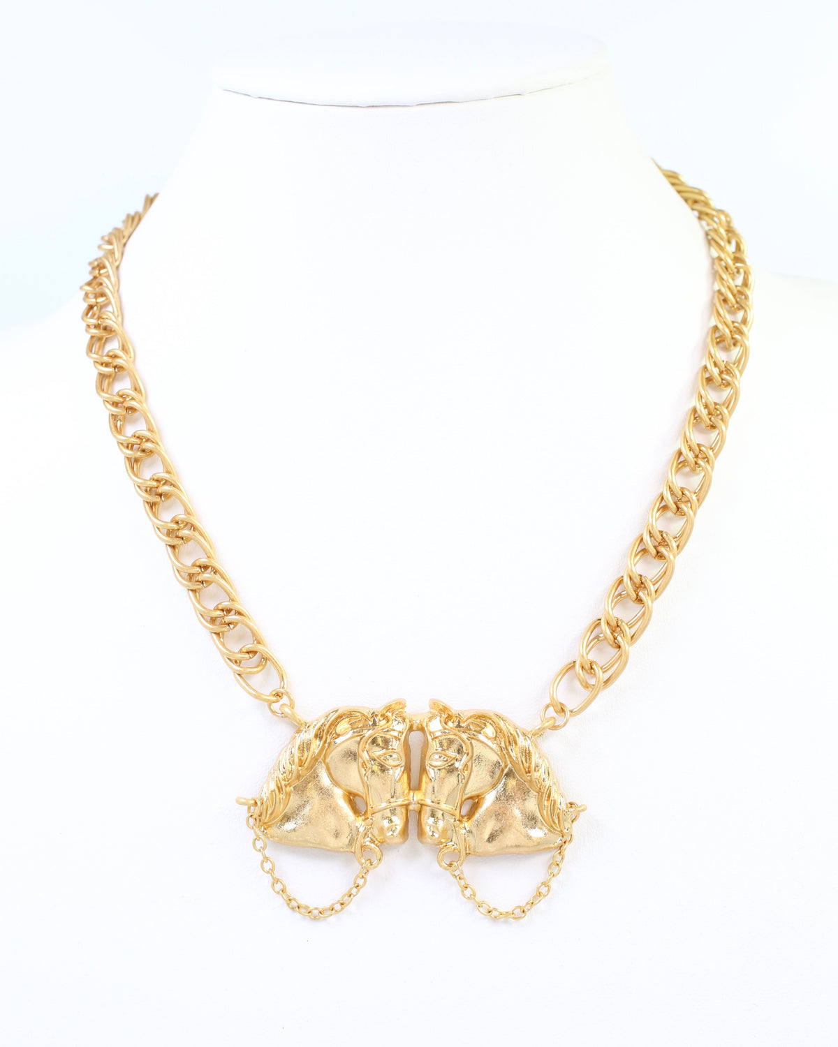 Double Horse Head Pendant Necklace WRVG