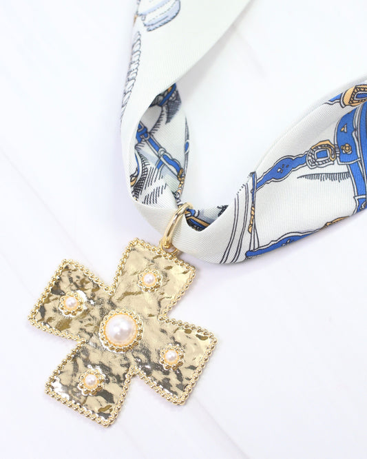 Cayce Large Cross Charm Gold