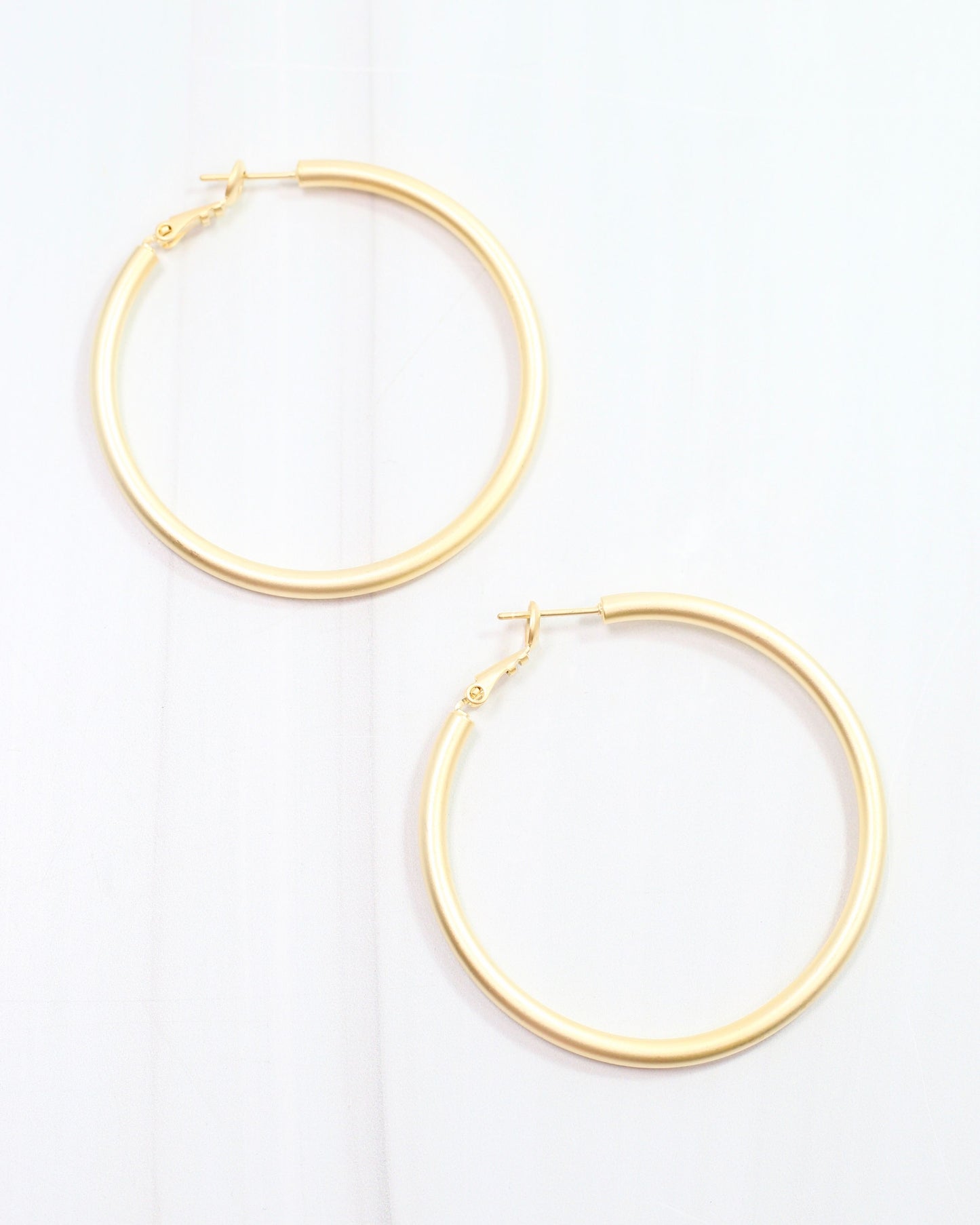 Lucille Hoop Earring Matte Gold