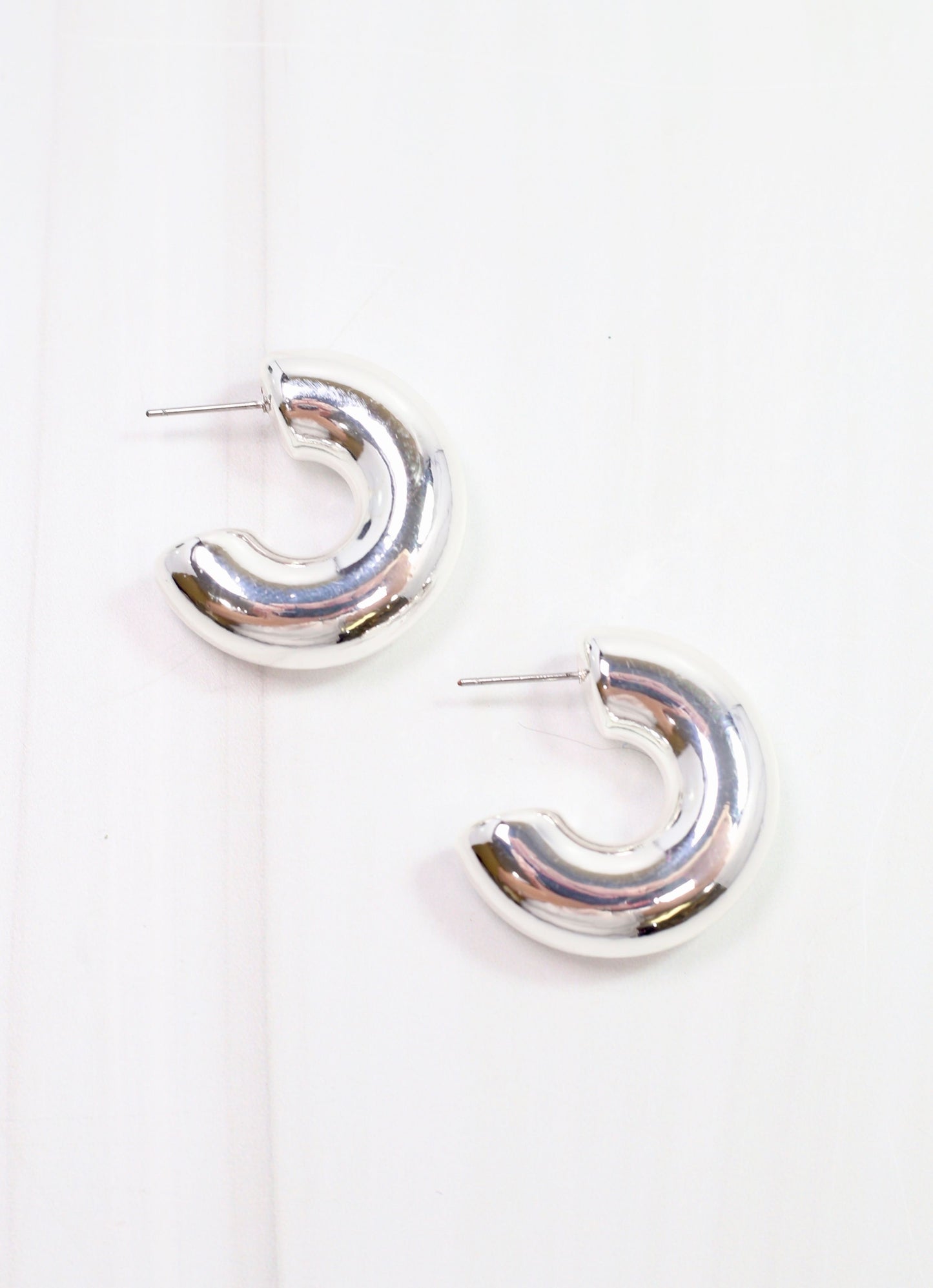 Thorson Hoop Earring Shiny Silver