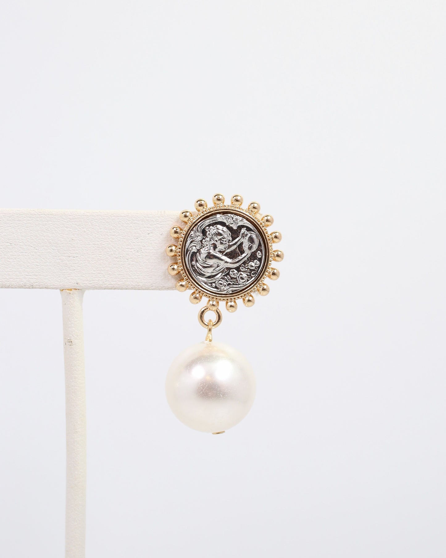 Kiama Coin Pearl Drop Earring Gold