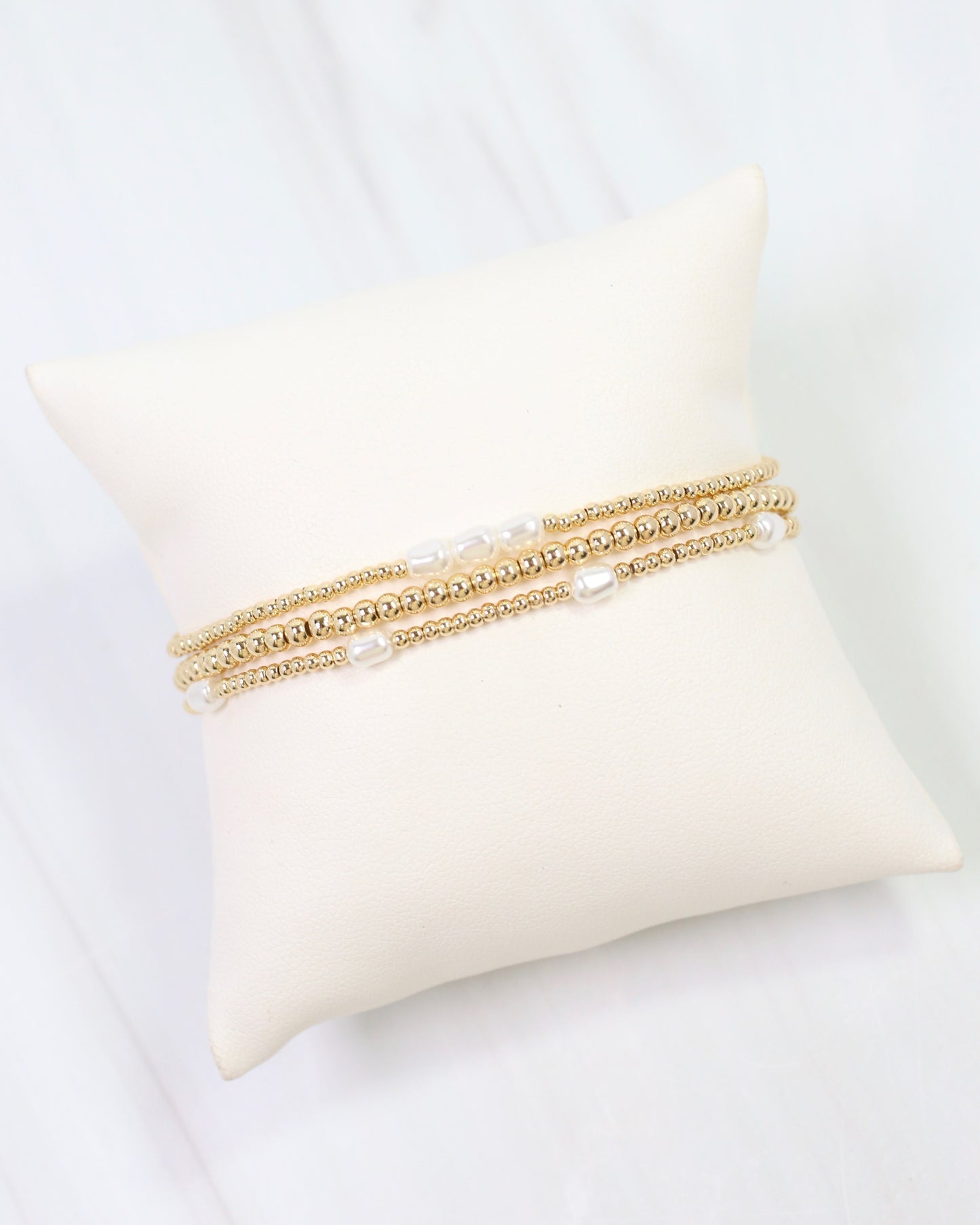 Chickasha Beaded Pearl Bracelet Set Gold