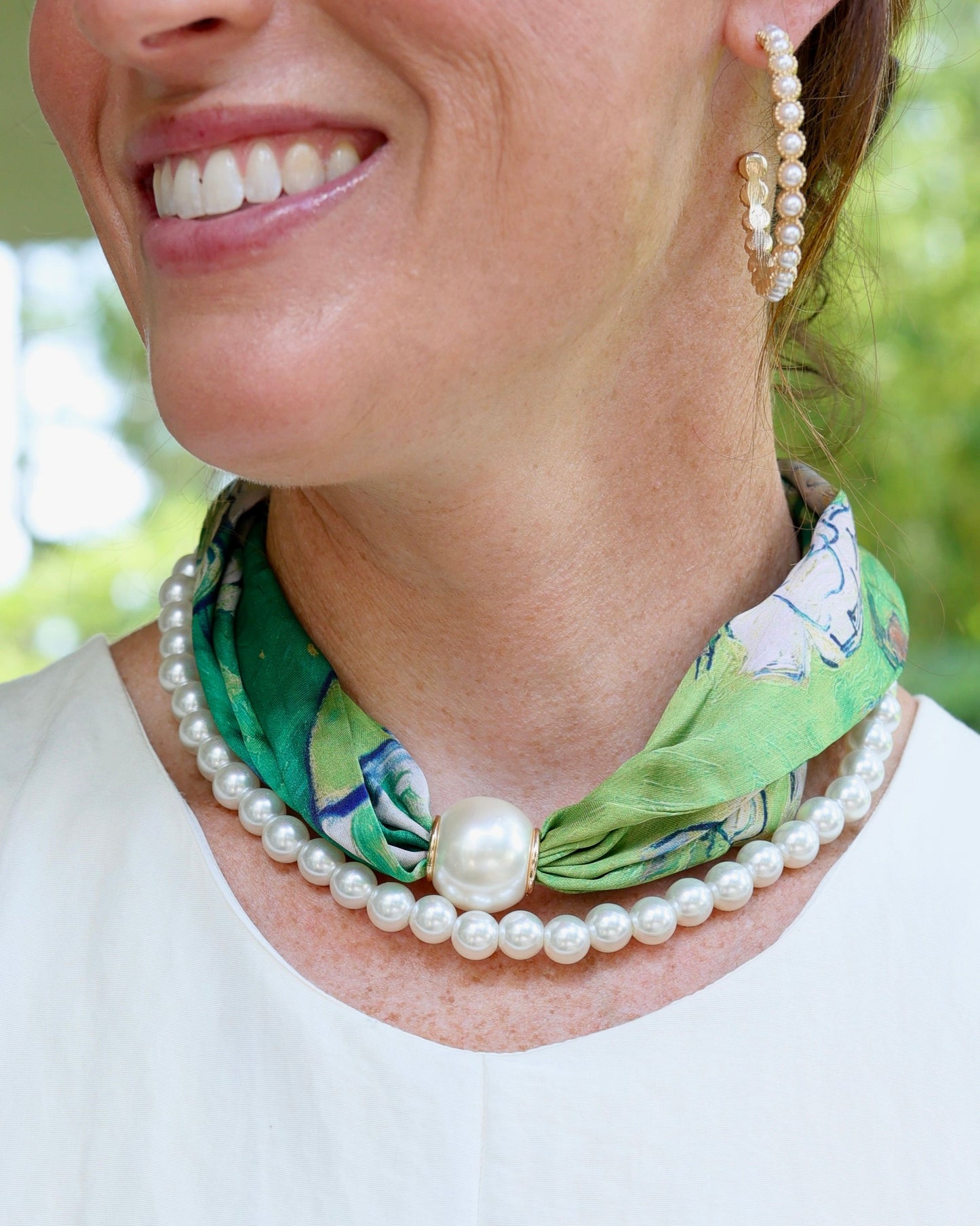 Two Strand Magnetic Pearl Scarf Necklace Green