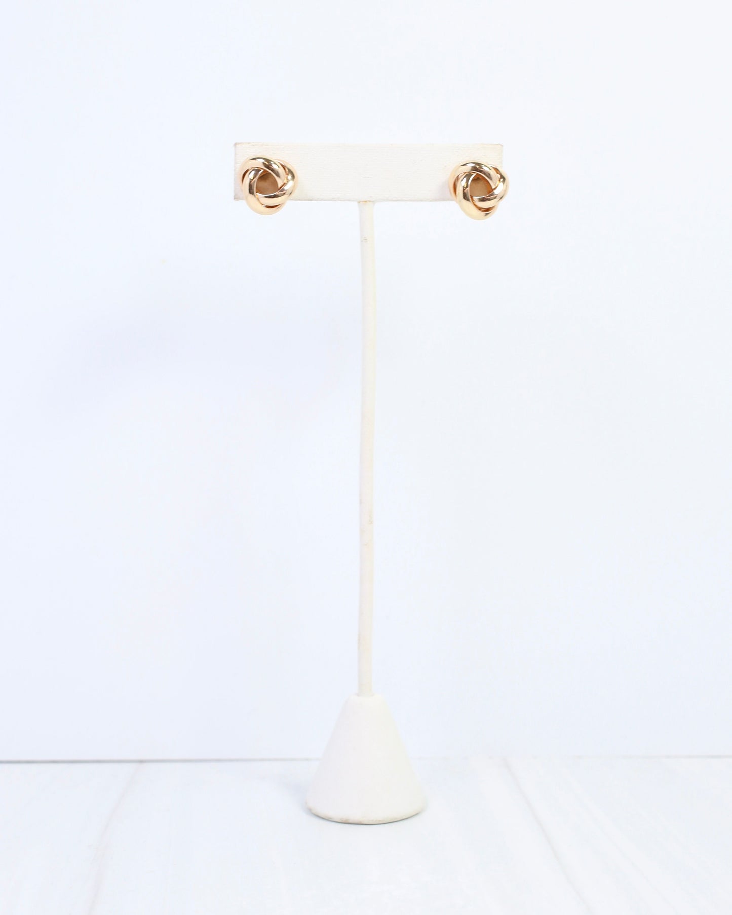 Claudia Knot Stud Earring Gold