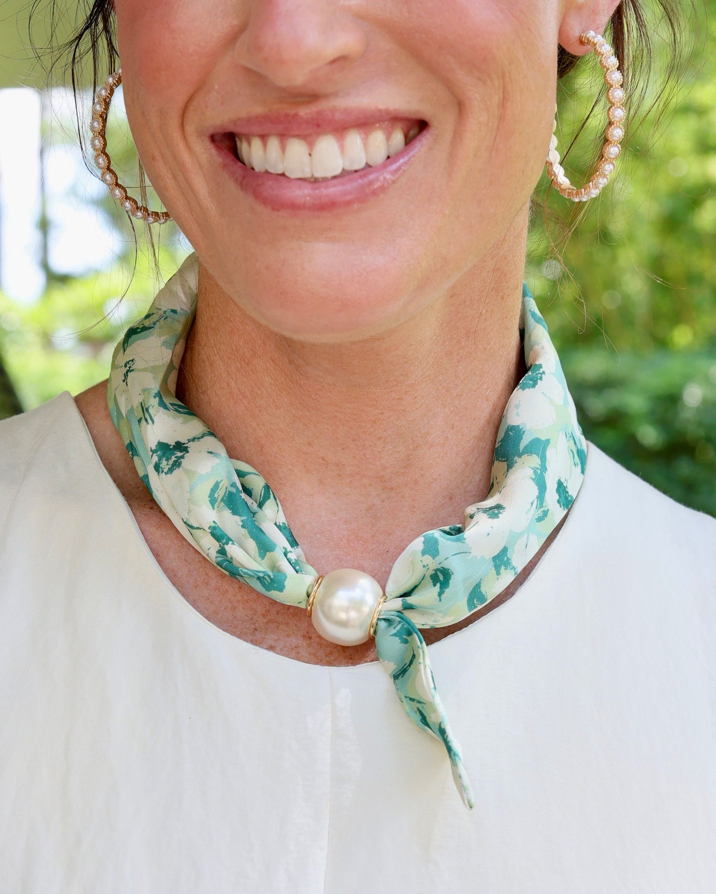 Robyn Magnetic Pearl Scarf Necklace Green Multi