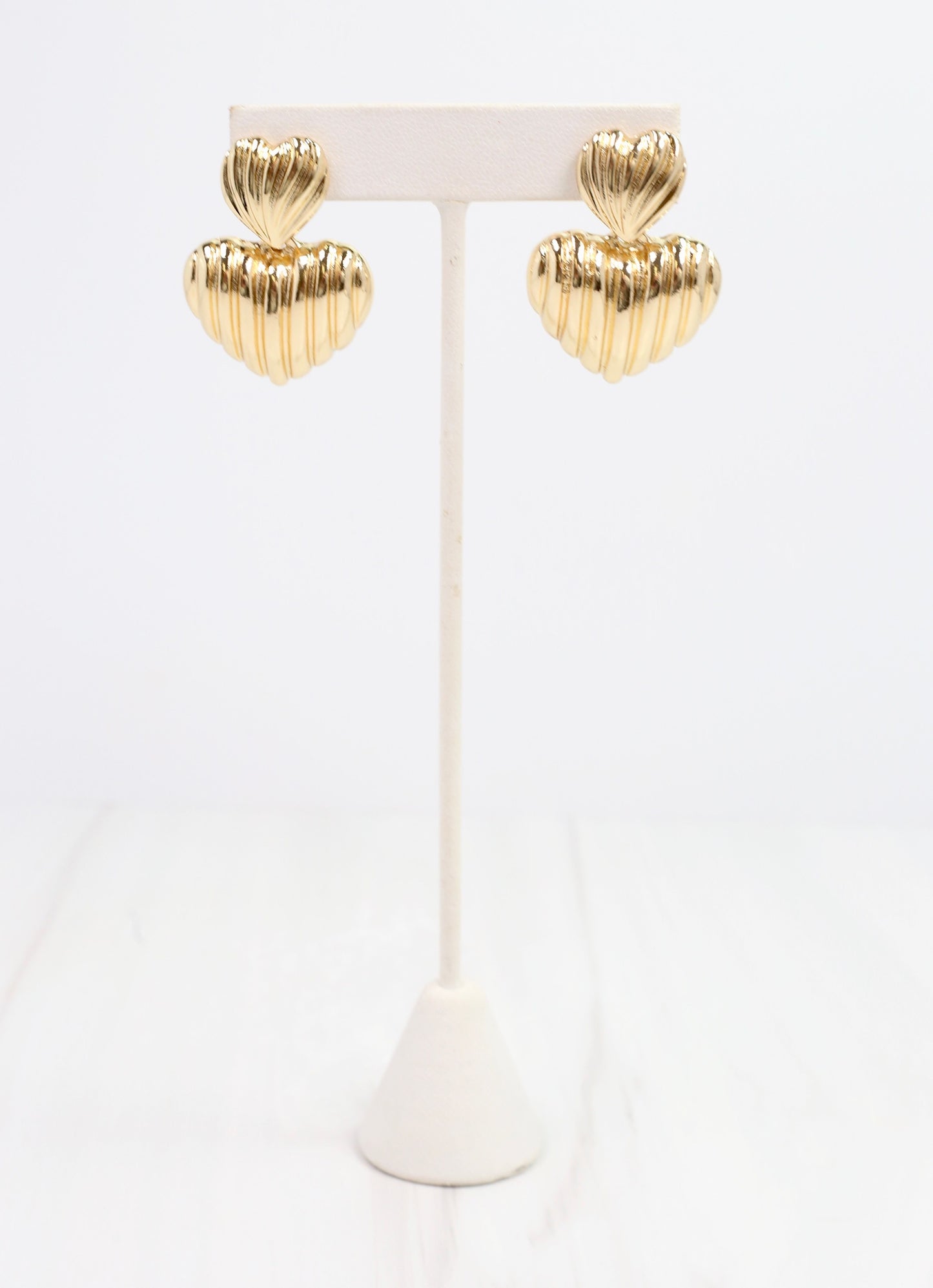 Robinson Ribbed Heart Earring Gold