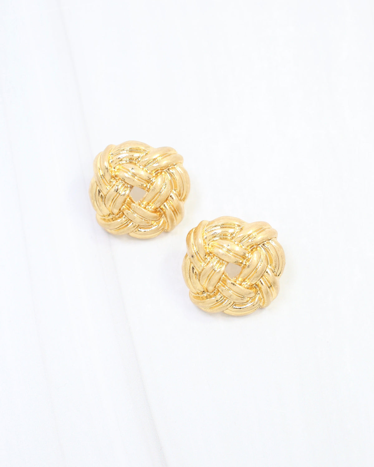 Britannia Pearl Stud Earring WRVG