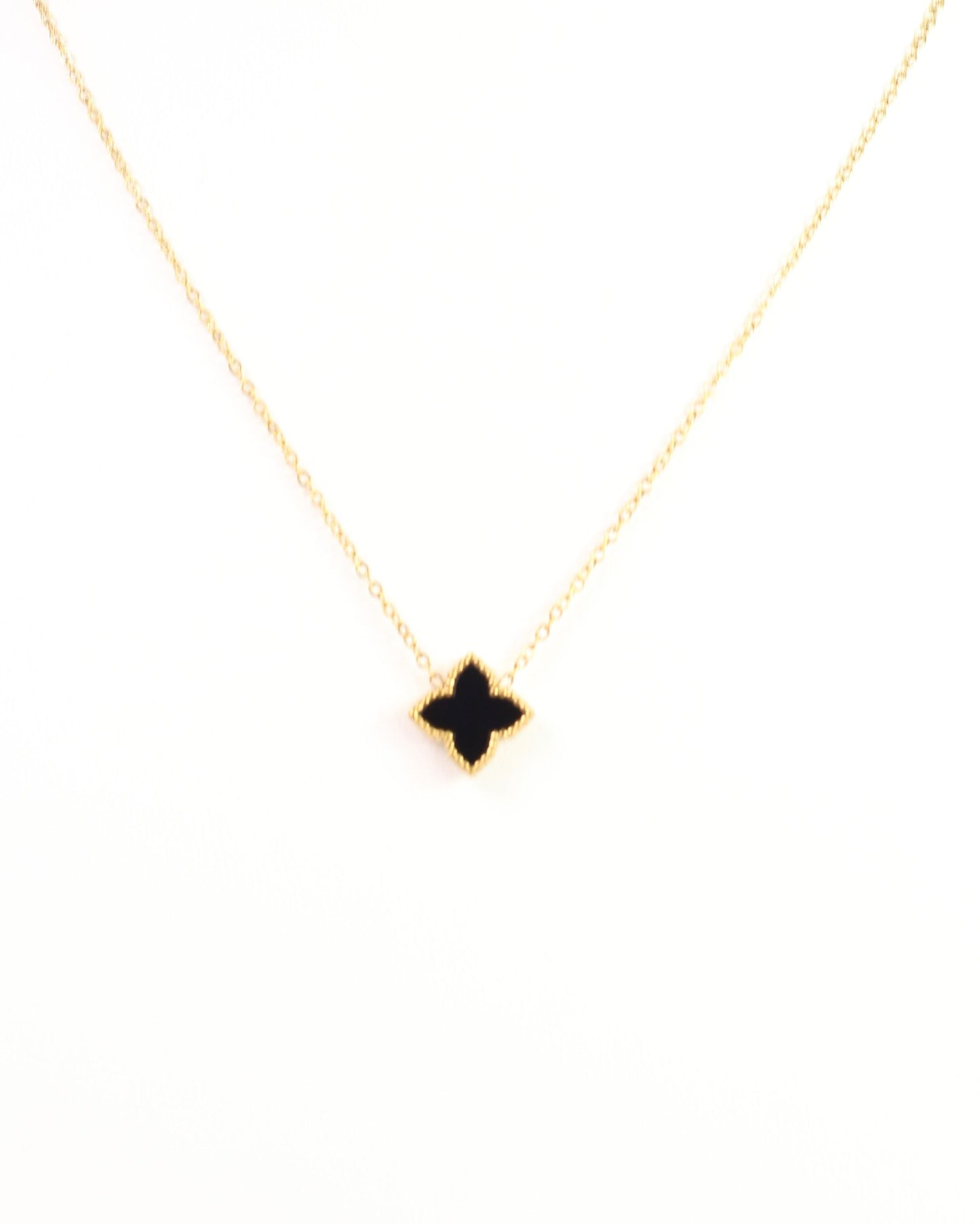 Callington Clover Necklace Gold