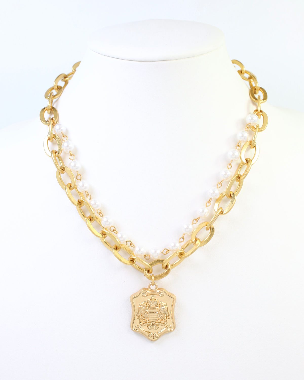 Prince Pearl Chain and Medallion Necklace WRVG