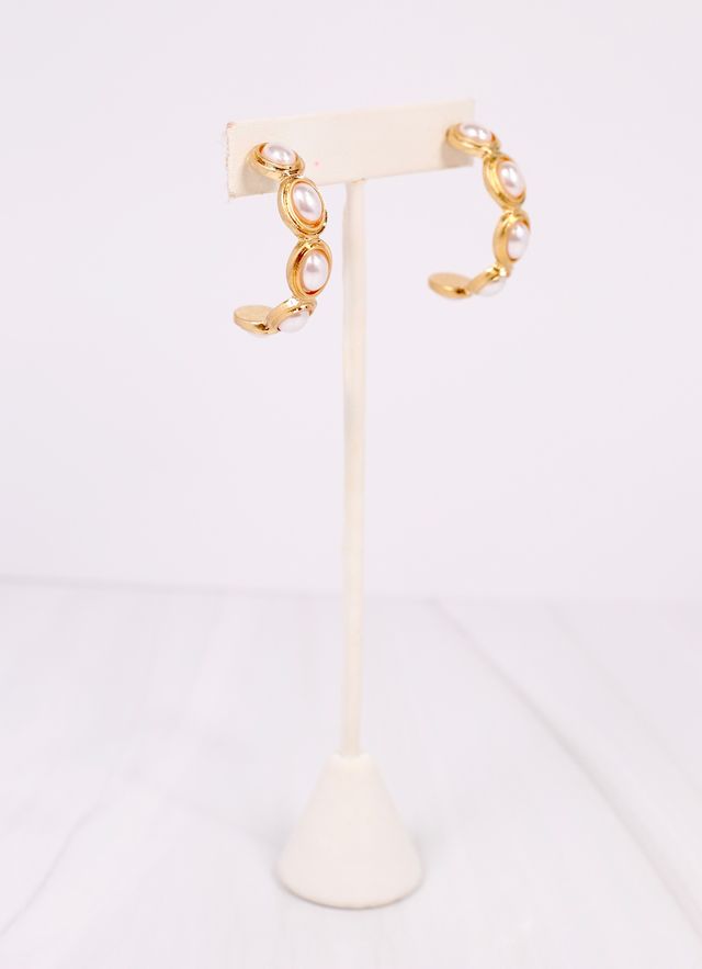 Dalma Pearl Hoop Earring Gold