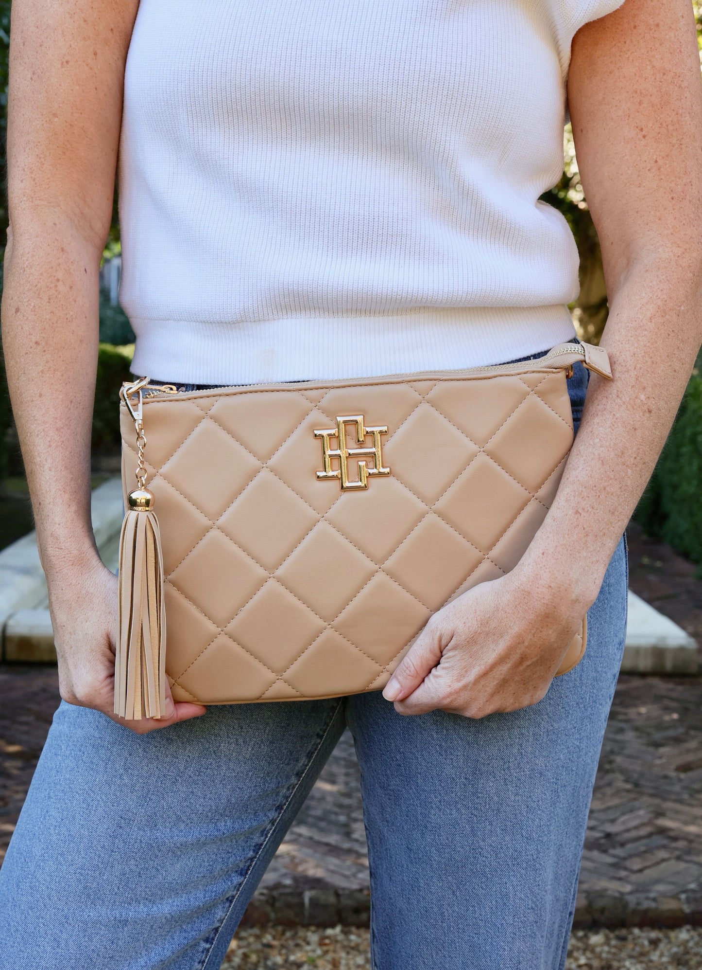 Madelyn Clutch/Crossbody TAN QUILTED LD