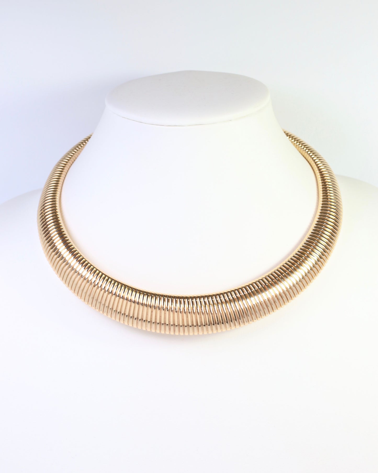 Middletown Structured Chain Necklace Gold