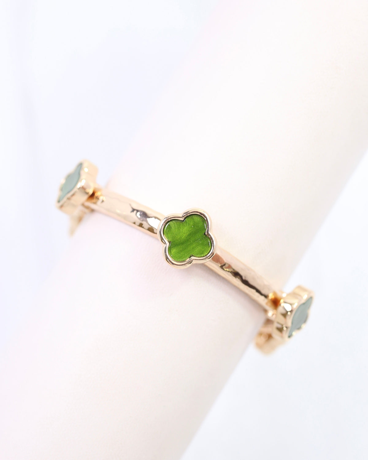 Reuben Clover Stretch Bracelet Green