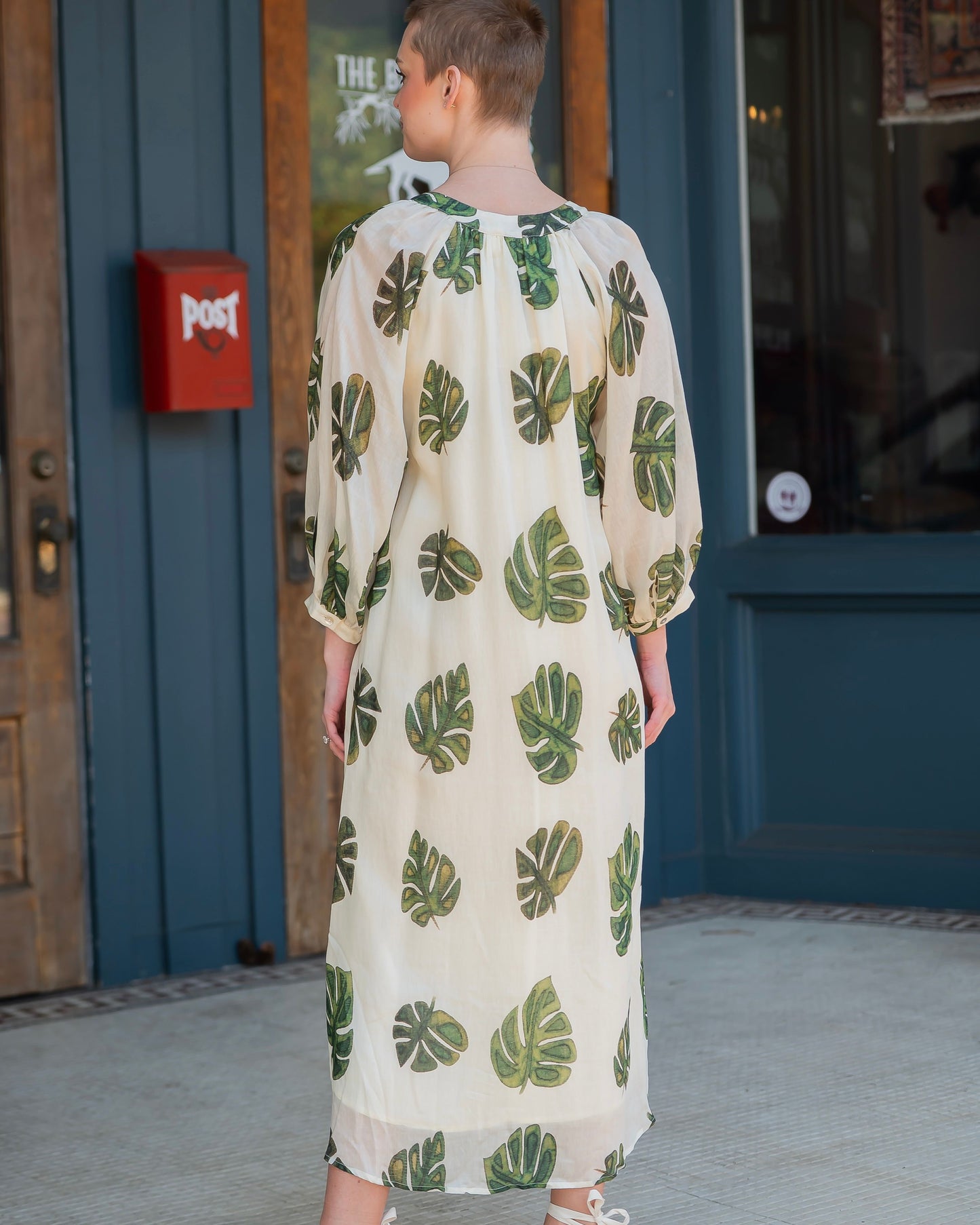 Elena Leaf Print Bubble Sleeve Dress