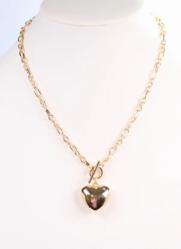 Courtney Heart Necklace Gold