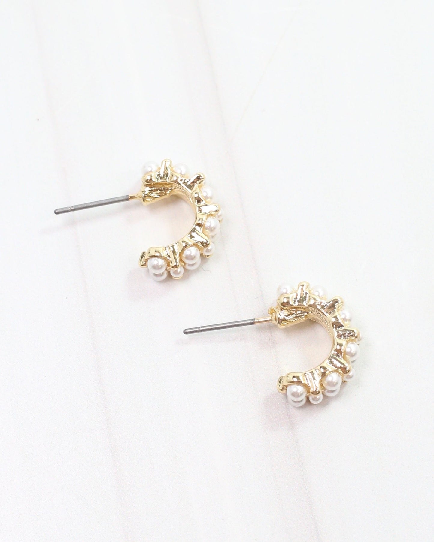 Suzi Pearl Hoop Earring Ivory