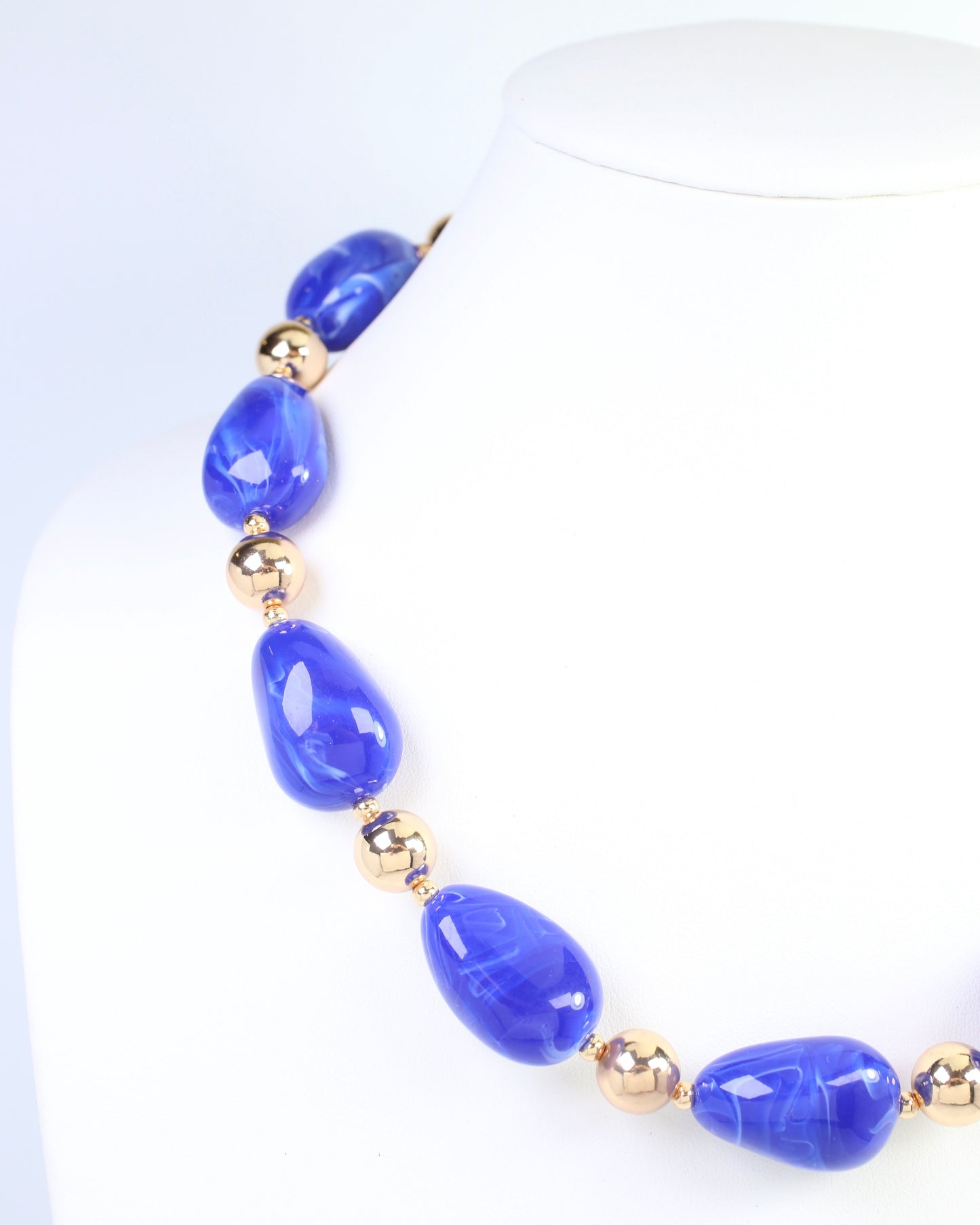 Giana Swirl Beaded Necklace Blue