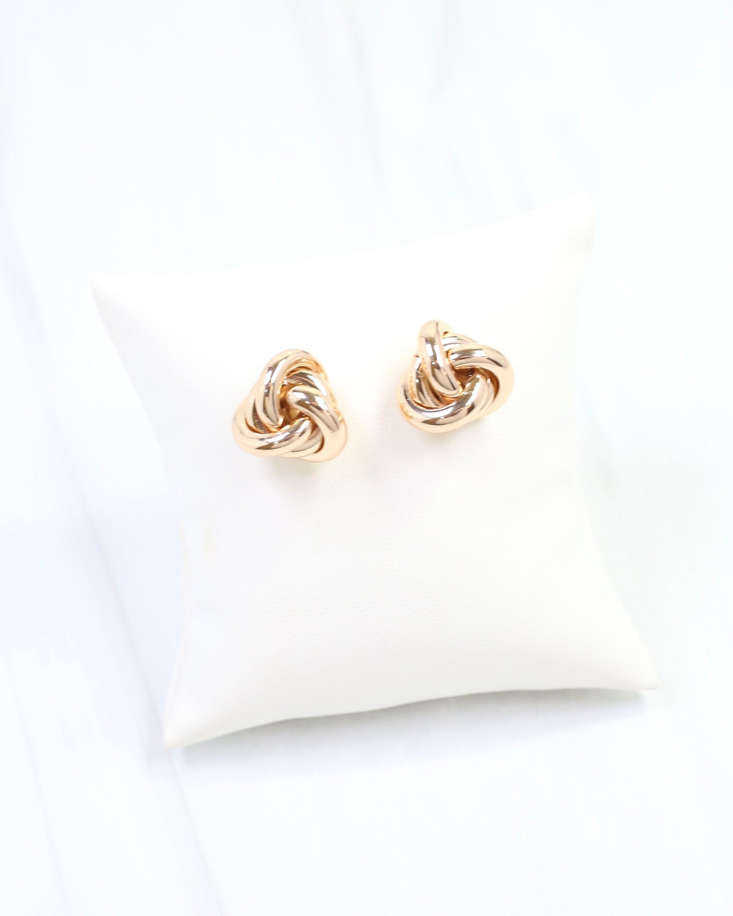 Clarissa Forget Me Knot Earring Gold