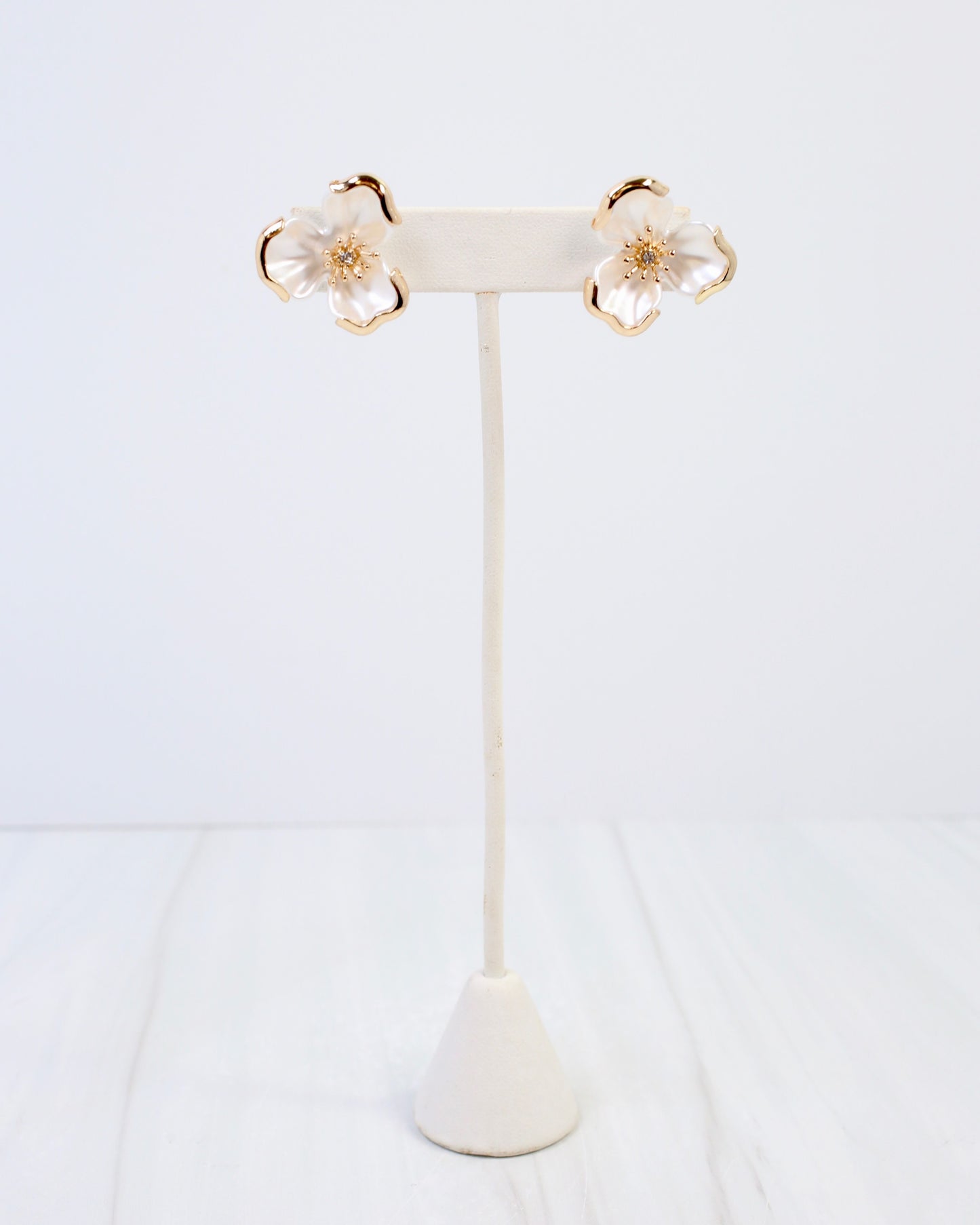 Eveleth Flower Post Earring Ivory