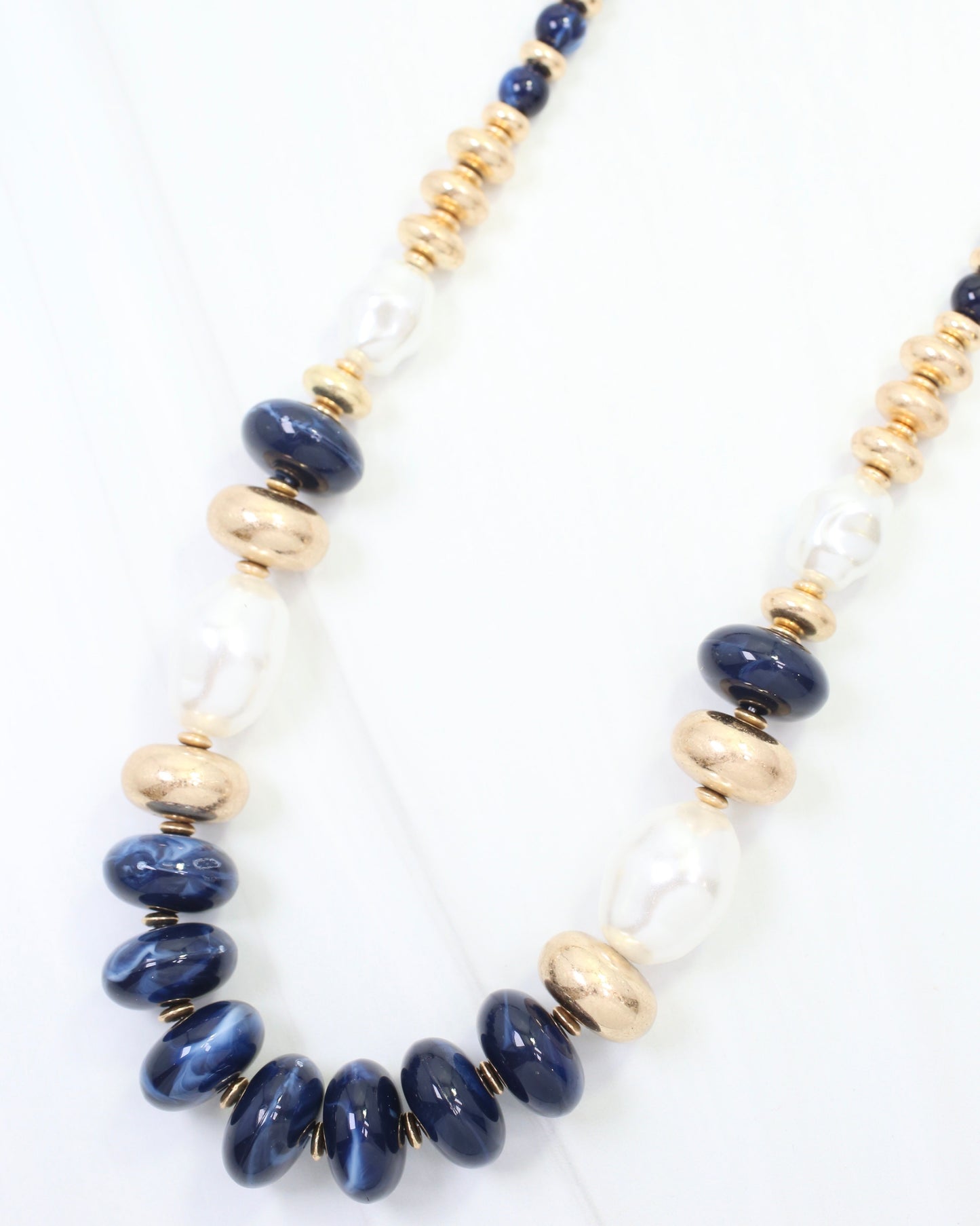 Abenger Beaded Necklace Navy