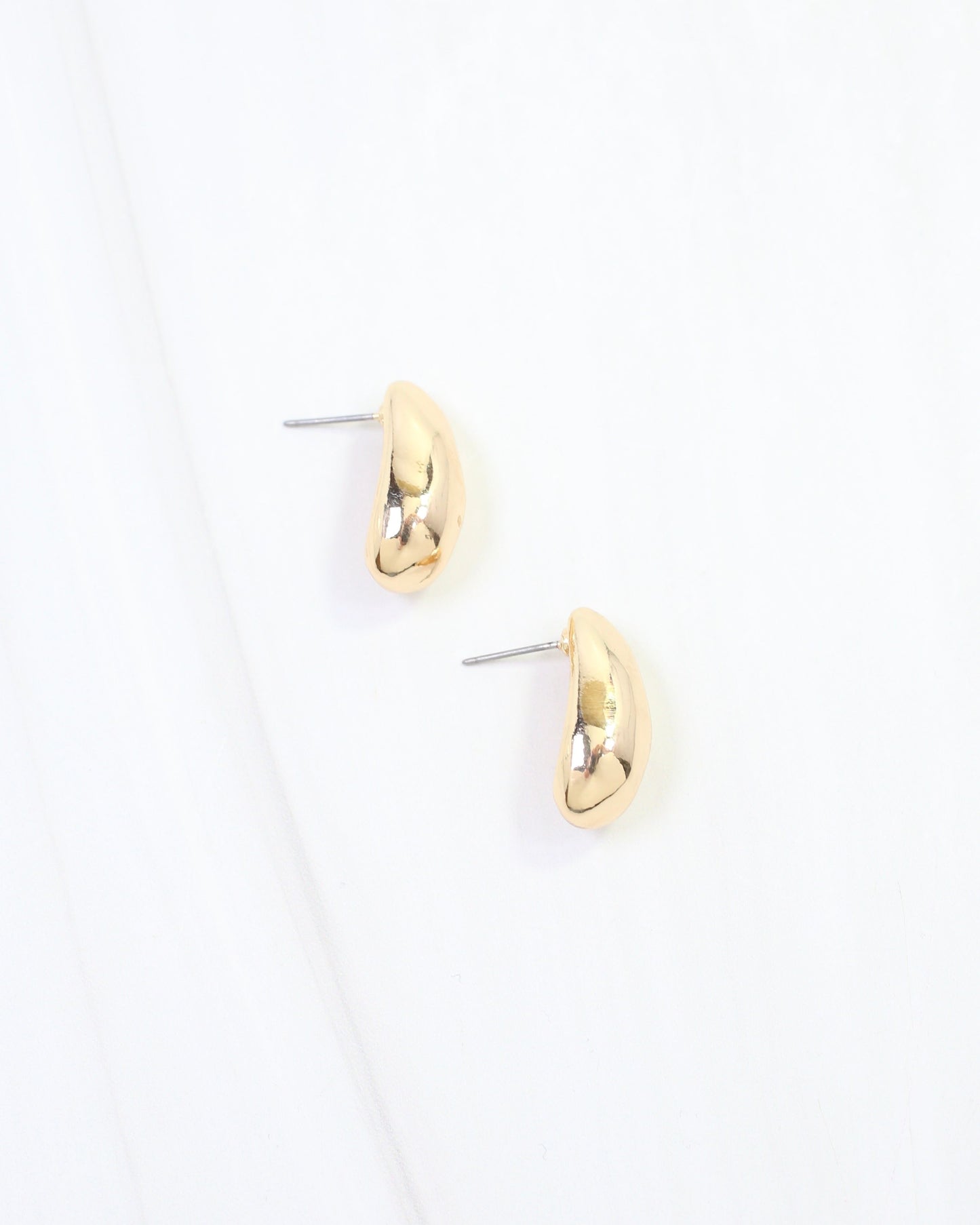 Lacey Oval Post Earring Gold
