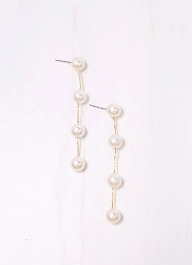 Barton Pearl Drop Earring Cream