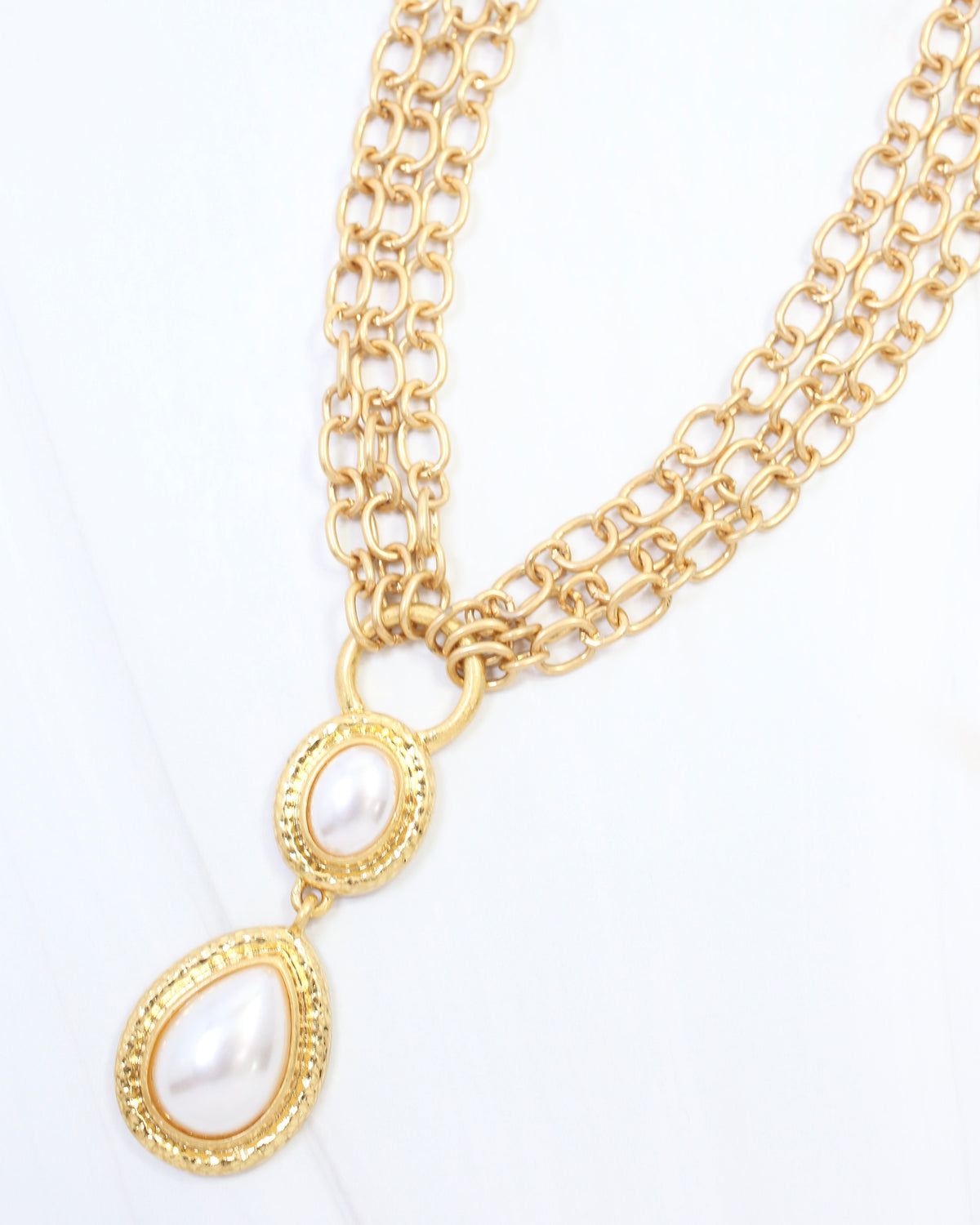 Hailken Pearl Pendant Necklace WRVG