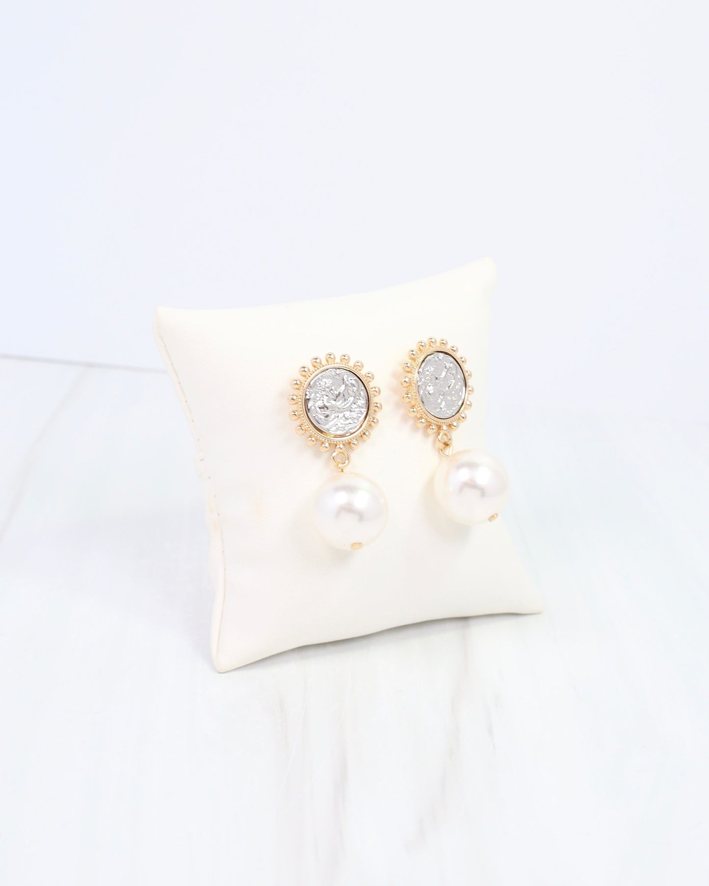 Kiama Coin Pearl Drop Earring Gold