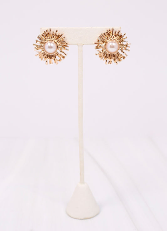 Aurelie Pearl and Metal Earring GOLD - Caroline Hill