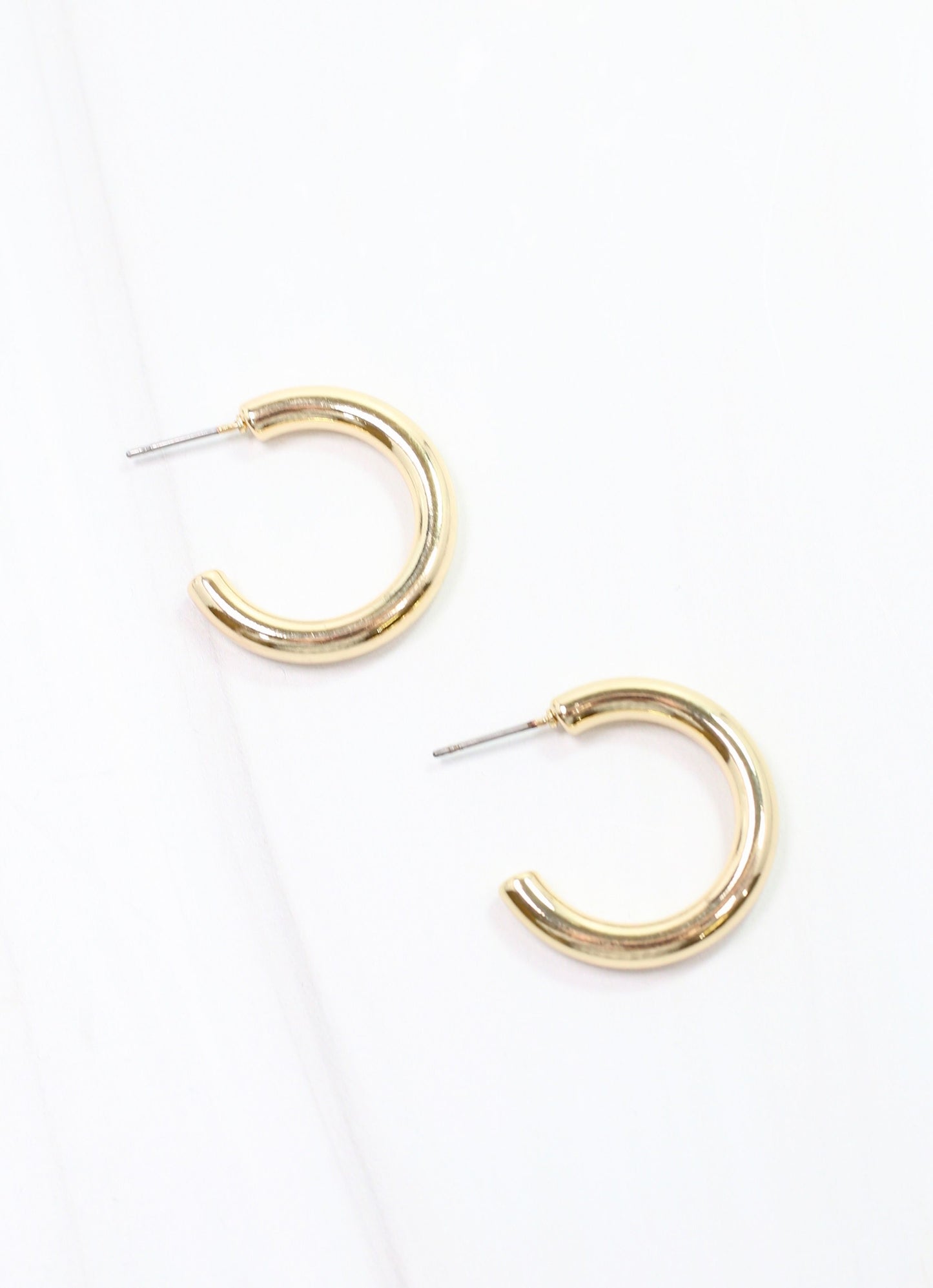 Isaacs Hoop Earring Shiny Gold