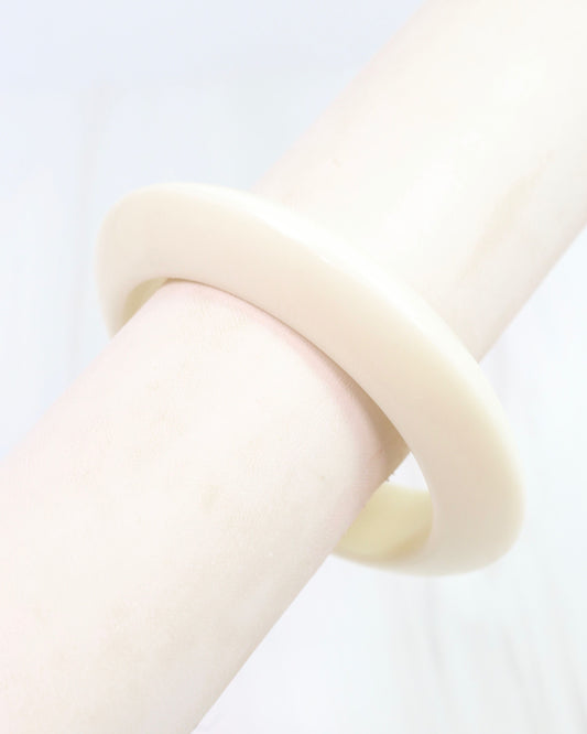 Benton Bangle Bracelet Ivory