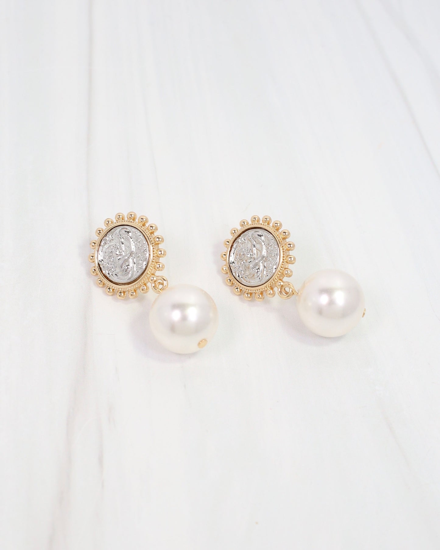 Kiama Coin Pearl Drop Earring Gold
