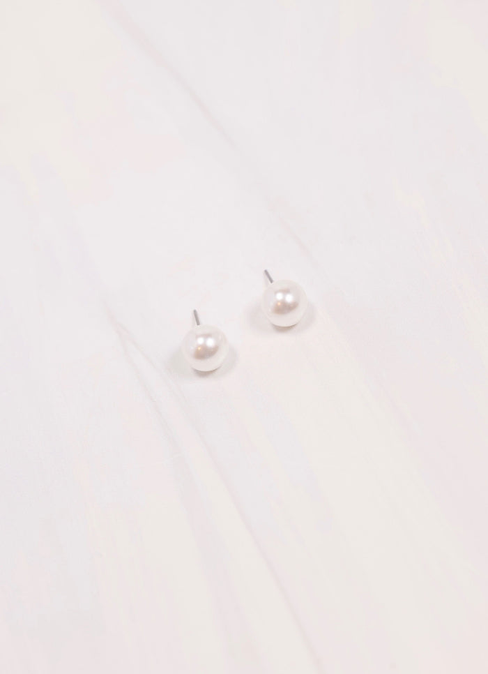 Belrose Pearl Stud Earring IVORY - Caroline Hill