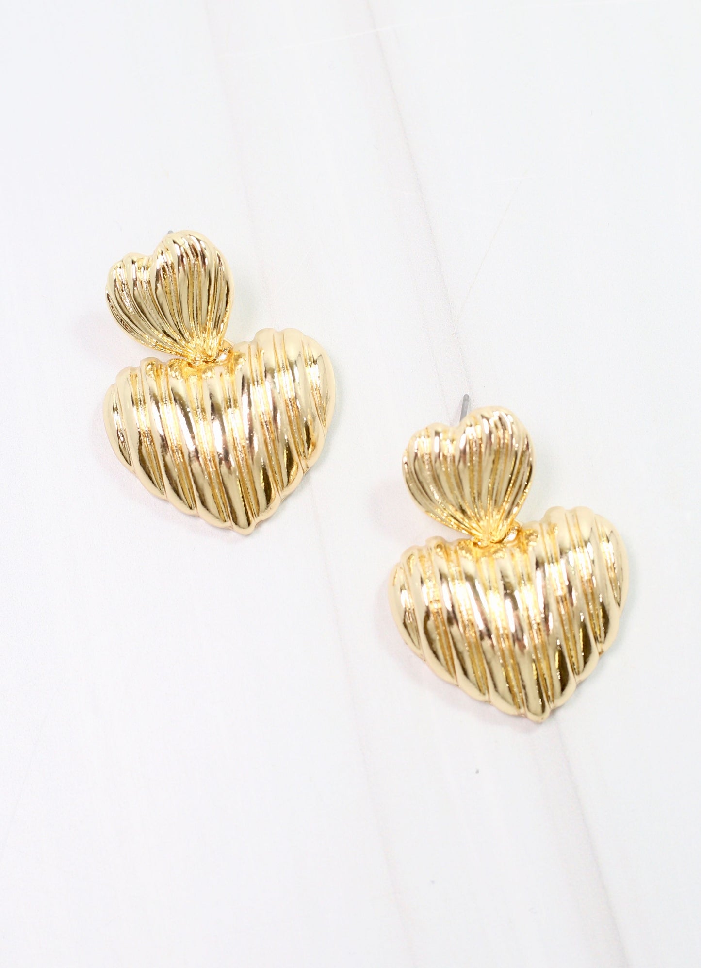 Robinson Ribbed Heart Earring Gold