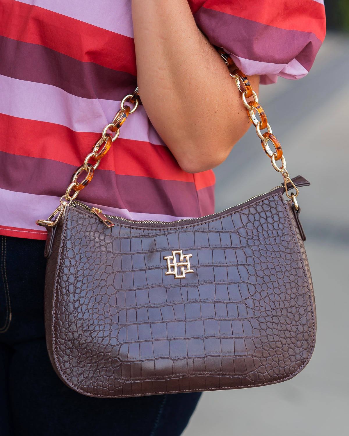 Charlee Crossbody Chocolate EC