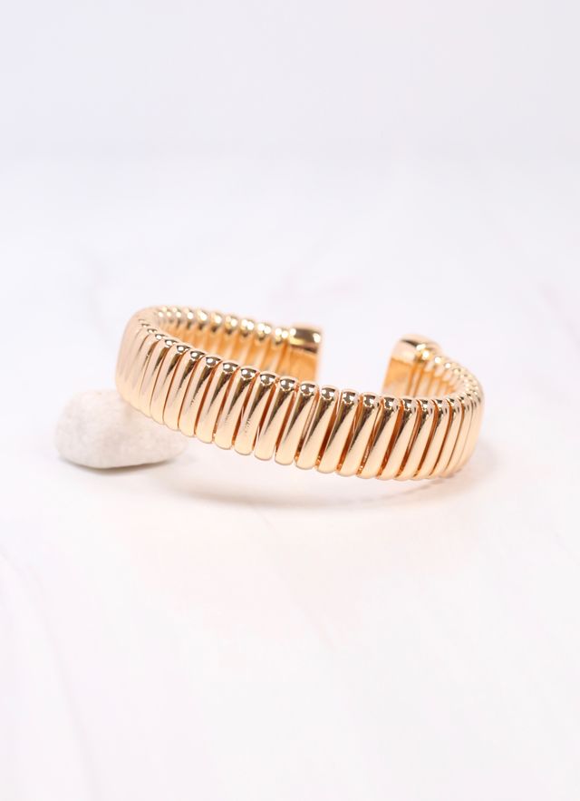 Williams Ribbed Cuff Bracelet GOLD