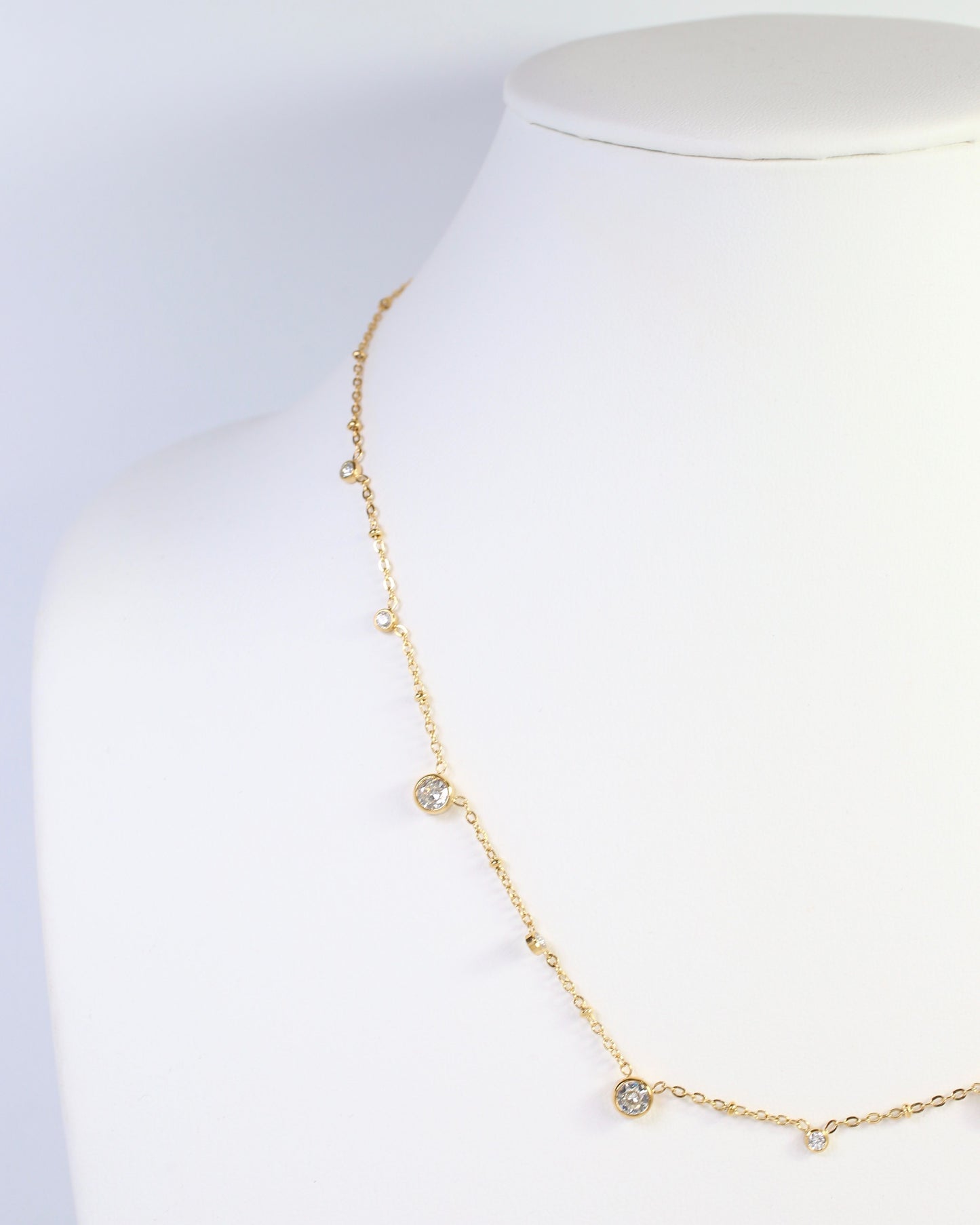 Cleopatra Crystal Necklace Gold