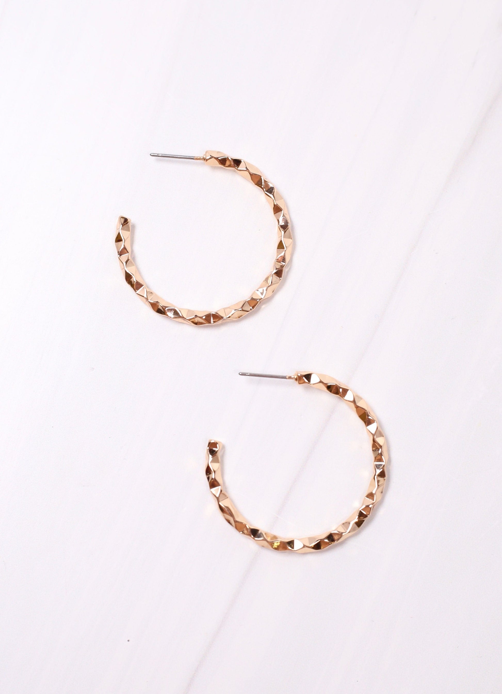 Courtenay Geometric Hoop Earring SHINY GOLD - Caroline Hill