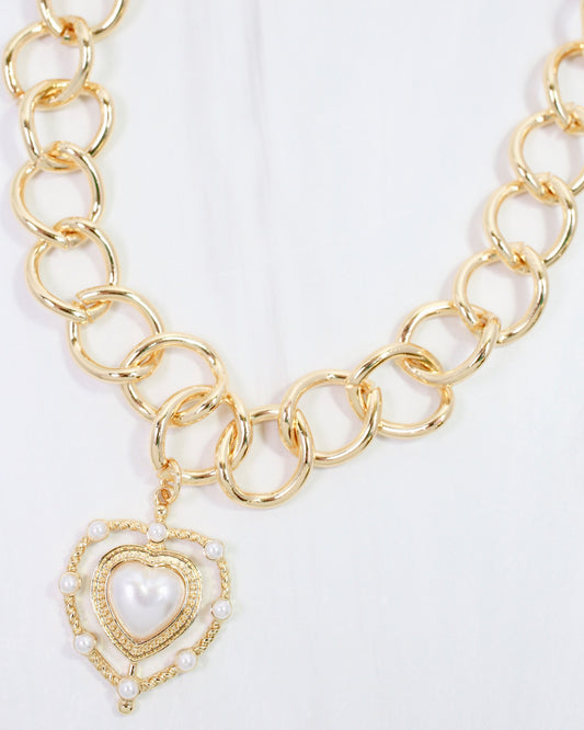 Bartle Chain Necklace with Heart Pendant Gold
