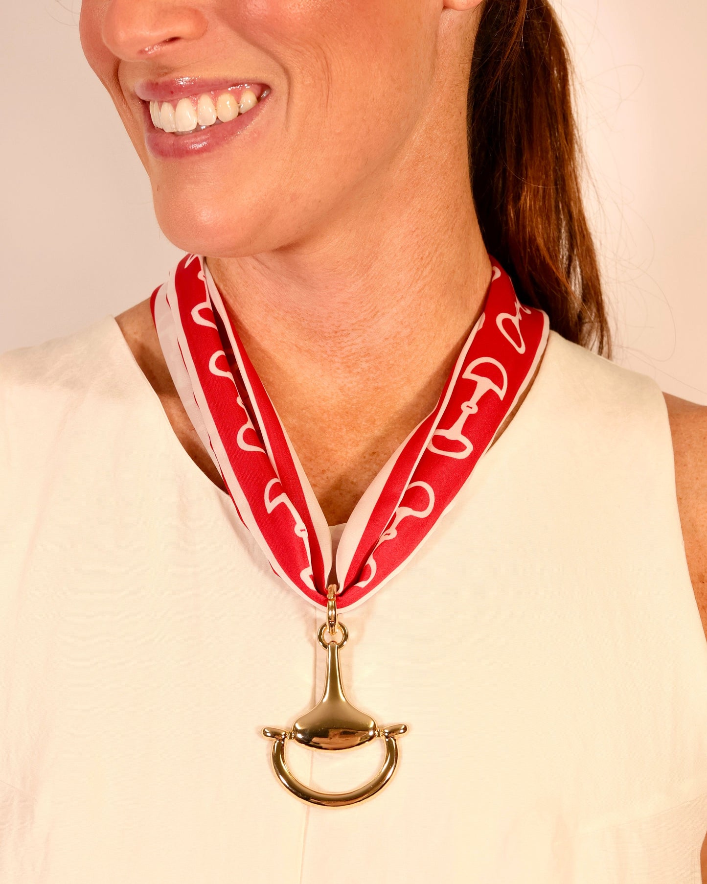 Ida Horsebit Pendant Scarf Necklace Crimson White
