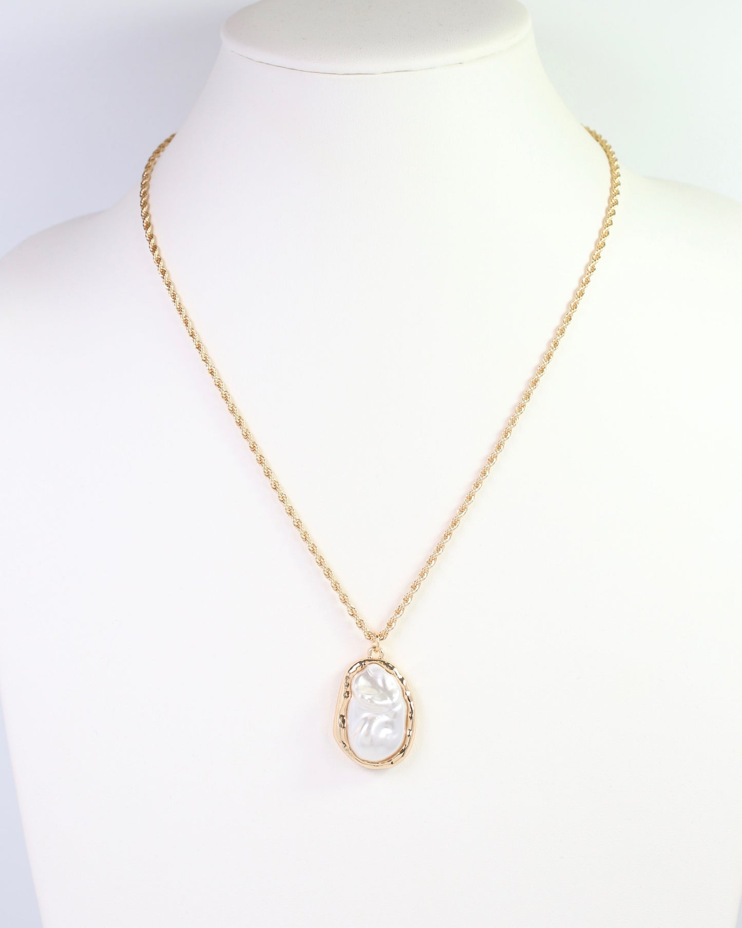 Mount Vernon Pearl Rope Chain Necklace Gold
