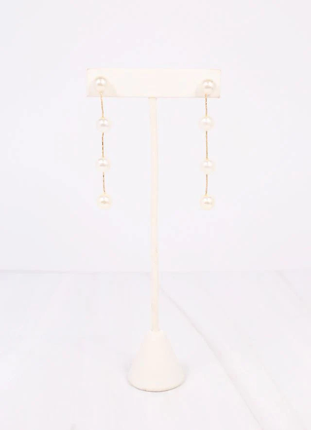 Barton Pearl Drop Earring Cream