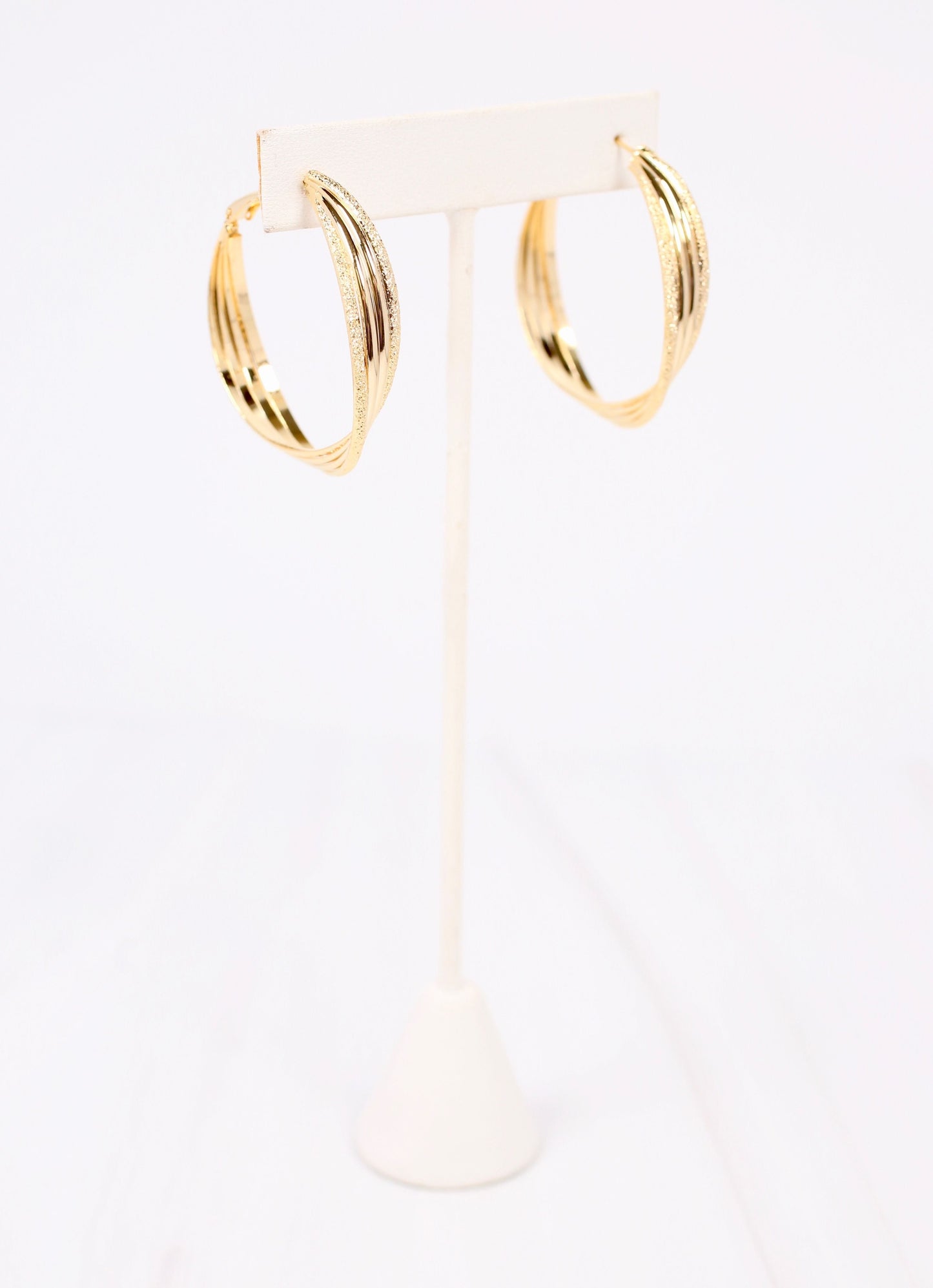 Bewley Twisted Hoop Earring Gold