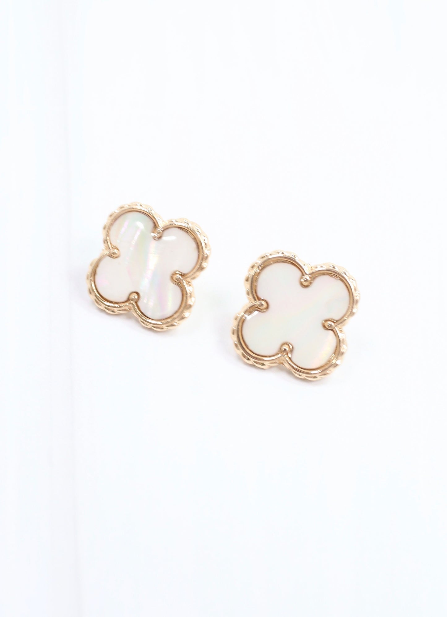 McFadyen Clover Earring Mother of Pearl