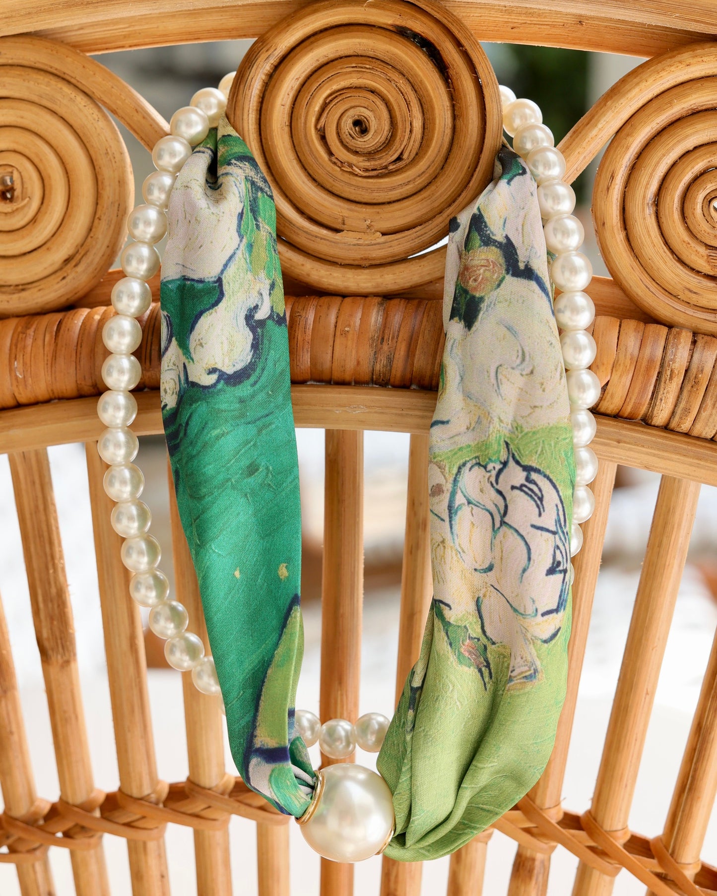Two Strand Magnetic Pearl Scarf Necklace Green