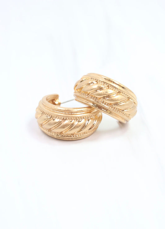 Isabella Hoop Earring Gold