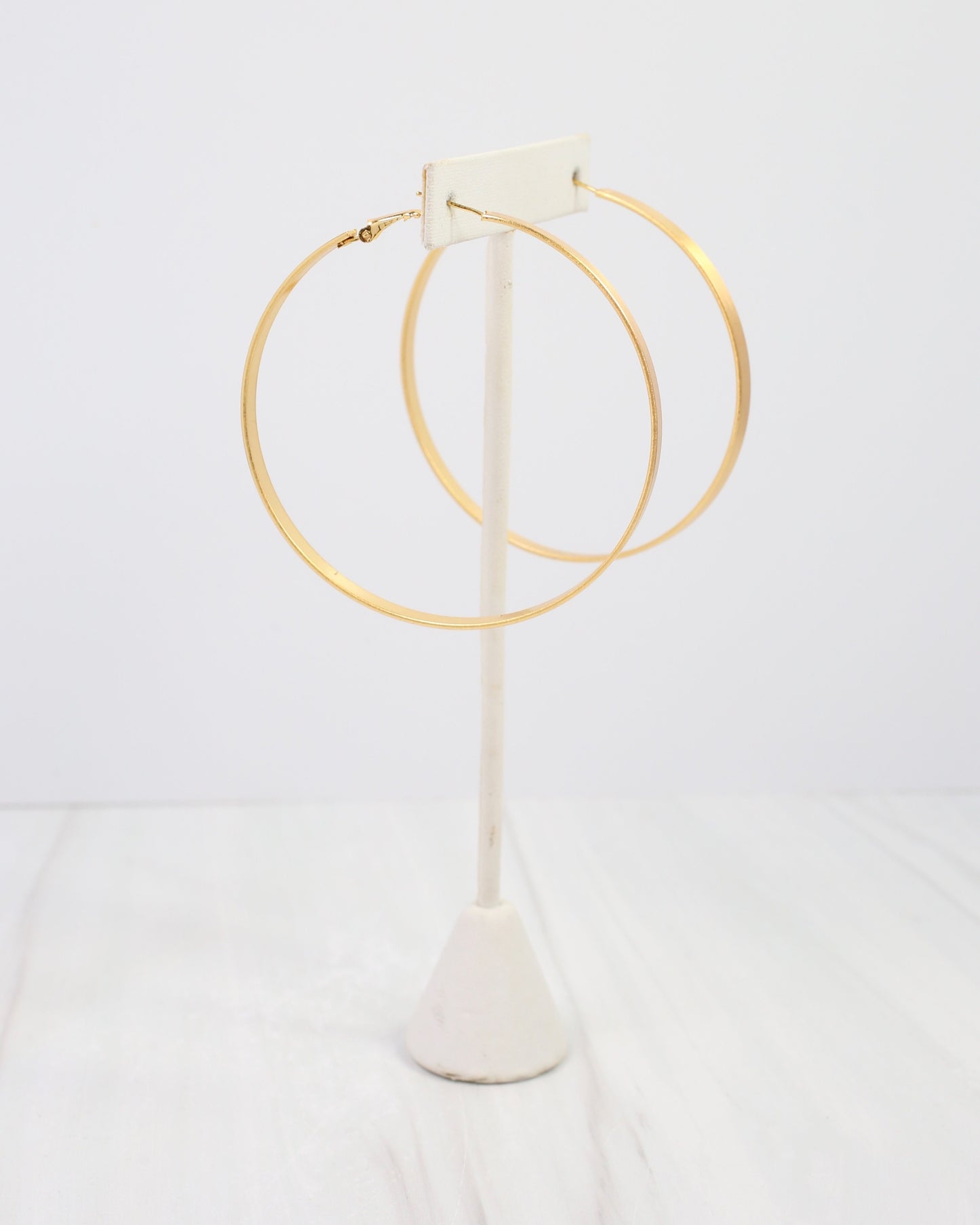 Rugby Latchback Hoop Earring WR Gold