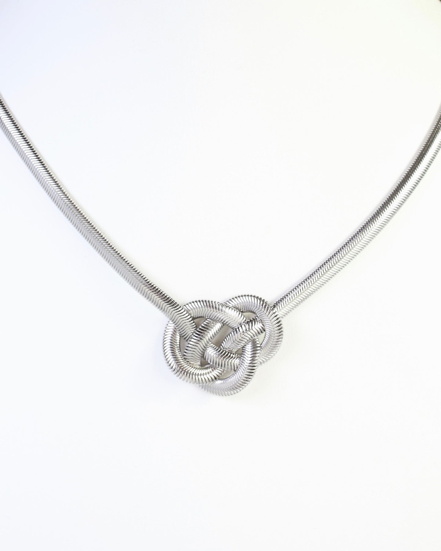 Bataria Knotted Snake Chain Necklace WP Silver